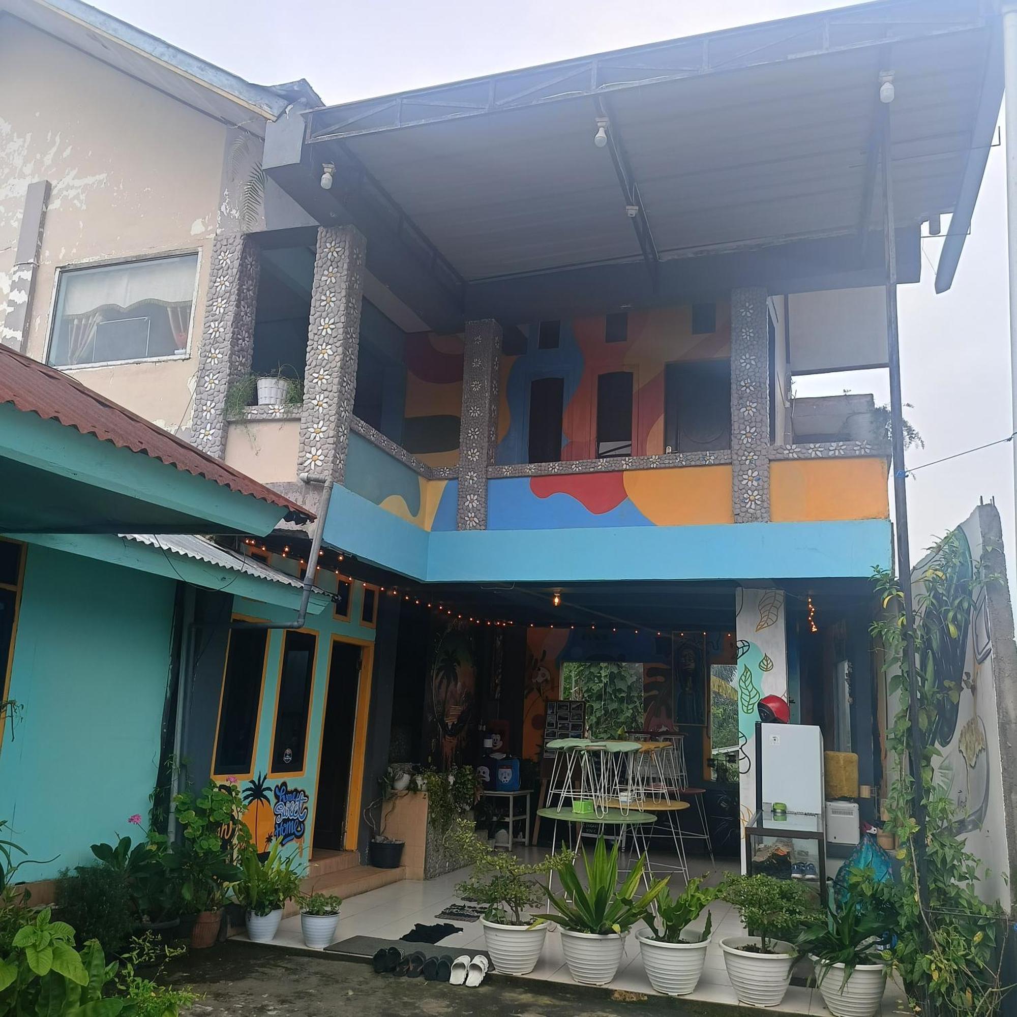 Kristian Homestay Bajawa Habitación foto